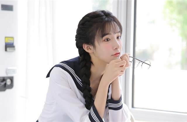 失眠发朋友圈的幽默句子 失眠发朋友圈的幽默句子