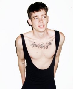 ​下雪天图片唯美意境图片 形容杏花意境唯美的句子