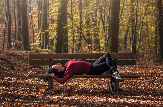 夸女生眼睛漂亮的 撩人句子