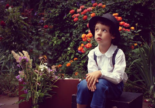 伟字取名的寓意男孩