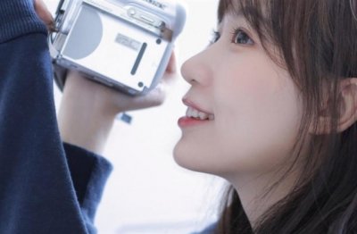 ​送别三月迎接四月句子