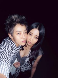 ​情侣个性签名幸福誓言（情侣签名一对简短文艺）