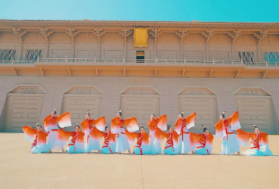 ​很潮很酷的短句（人现实的经典句子）