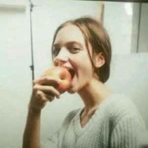 ​适合发朋友圈的正能量句子(圈的晚安句子)