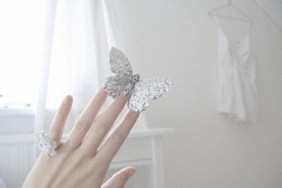 ​描写绿色草坪风景的句子(18句)