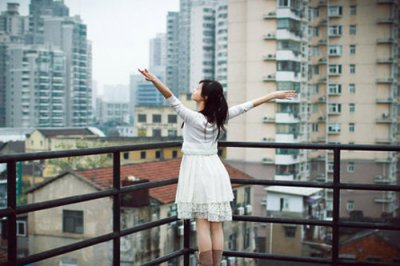 ​别说我很现实的文案曾经我比你还天真的语句(66句)