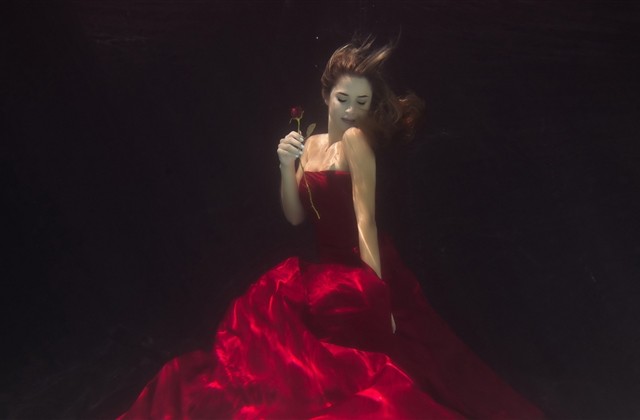 最伤感的两个字的游戏名字大全(精选580个)