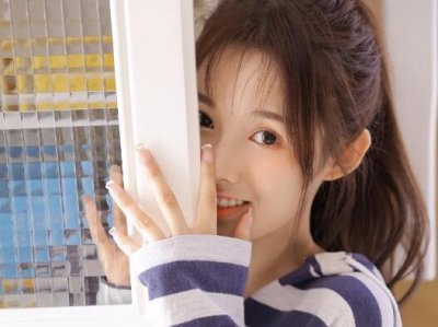 ​描写高兴神态的句子