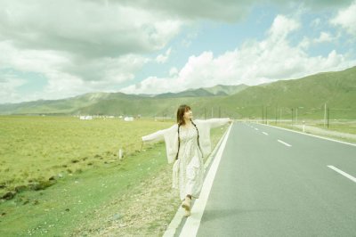 ​朋友圈说说痛苦的图片 有内涵的痛经的说说