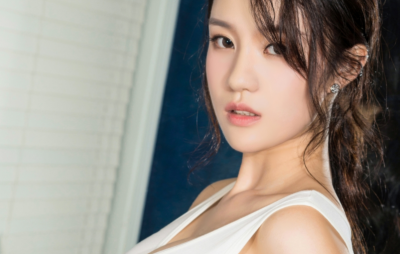 ​适合配自拍照发朋友圈的句子 晒自己照片的简短说说