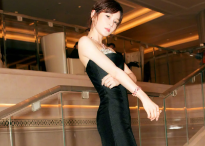 ​拍桃花发朋友圈的句子 桃花开了的心情说说文案