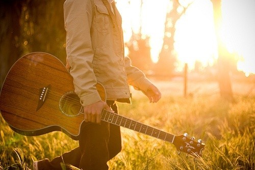 伤心到疼的句子 疼到心碎的句子说说心情(72句)