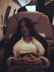 ​关于人物的心情的句子10个字 描写人物心情句子大全