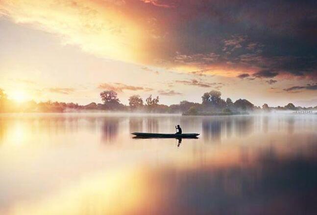 走遍世界的励志句子