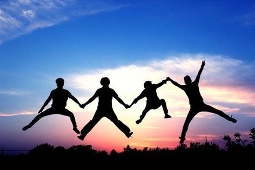 不努力的后果经典句子 不努力就会被淘汰名言