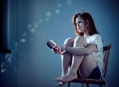 形容雨天心烦的句子说说心情短语