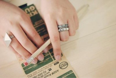 ​闺蜜绝交的伤感说说（失去朋友的伤感句子）