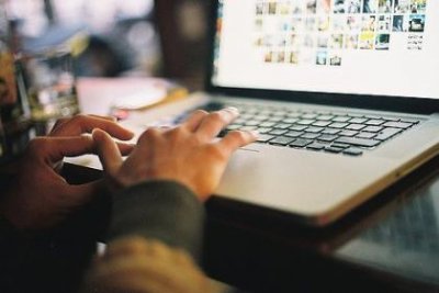 ​幽默搞笑的励志句子 搞笑幽默的说说最新