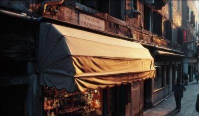 一个人累了的伤感签名