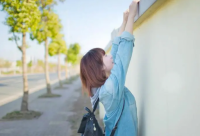 ​网易云关于爱情的唯美浪漫句子 (通用60句)