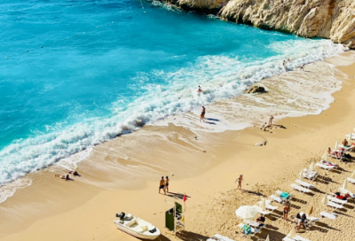 ​擦肩而过的伤感说说-98句